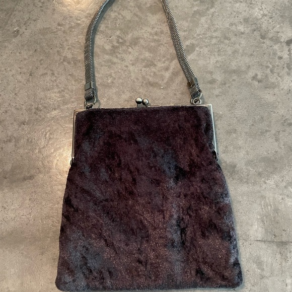 Bebe sequine flower purse - Picture 2 of 4